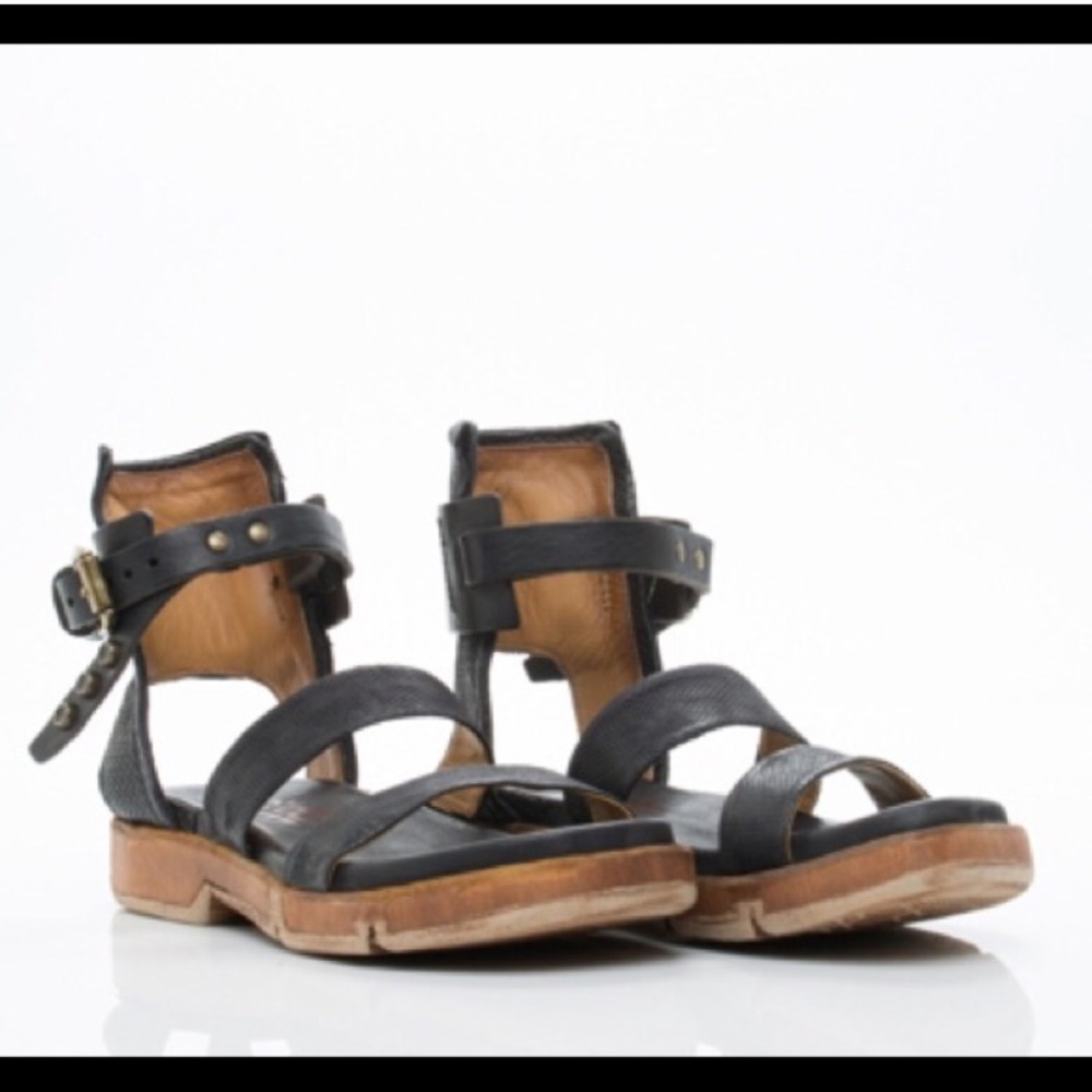 A.s 98 cache Nero sandal